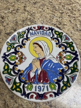 Vintage 8" Plate Navidad 1971 Ceramicas Sevilla by Artist J. Lergo Hand Enameled